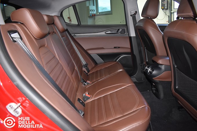 ALFA ROMEO Stelvio 2.2 Turbodiesel 190 CV AT8 Q4 Ti